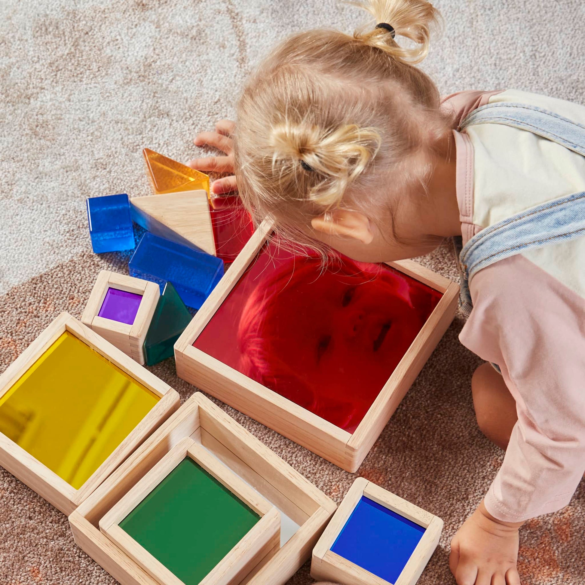 Nesting Pyramid Mirror Set